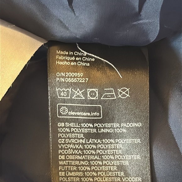 Disney X H&M - insulated vest. Size 12-18 months - Picture 6 of 6